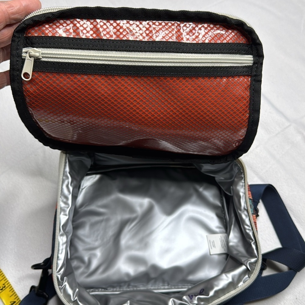 KAVU Lunch Box Insulated Padded Leak Proof Crossbody Meal Pack - Picture 5 of 5